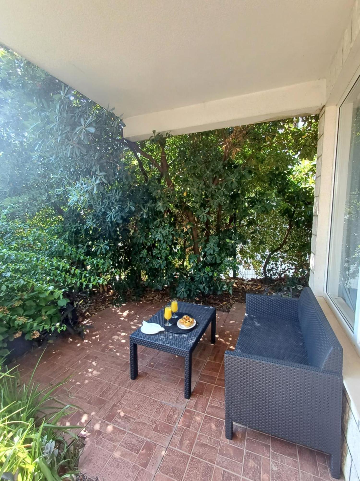 Bluebay Studio Apartment Mlini Exterior foto